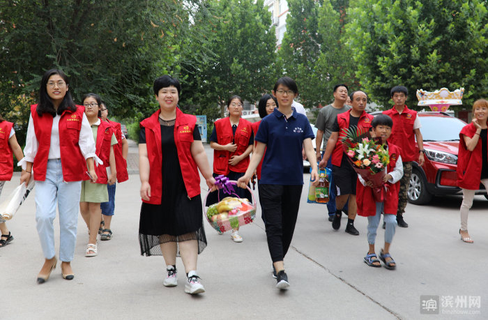 新阶联与无棣义工联合开展“情暖老兵、与爱同行”活动