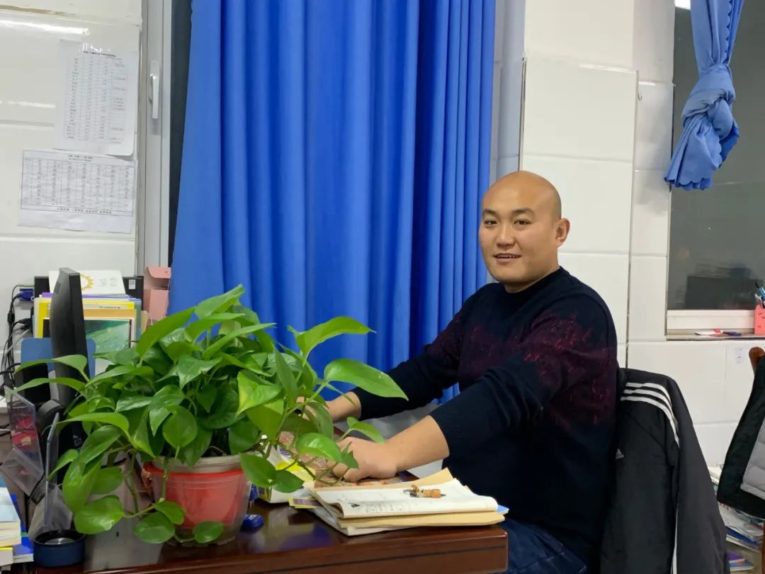 成长的领路人，灵魂的塑造者----无棣一中第九届“班主任节”高一年级夸夸咱们的班主任