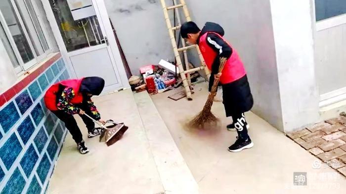 德正社工让慈善之光温暖社会弱势群体
