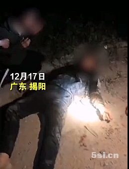 突发悲剧！13岁少年与人约架，当街捅死2人，场面惨烈！